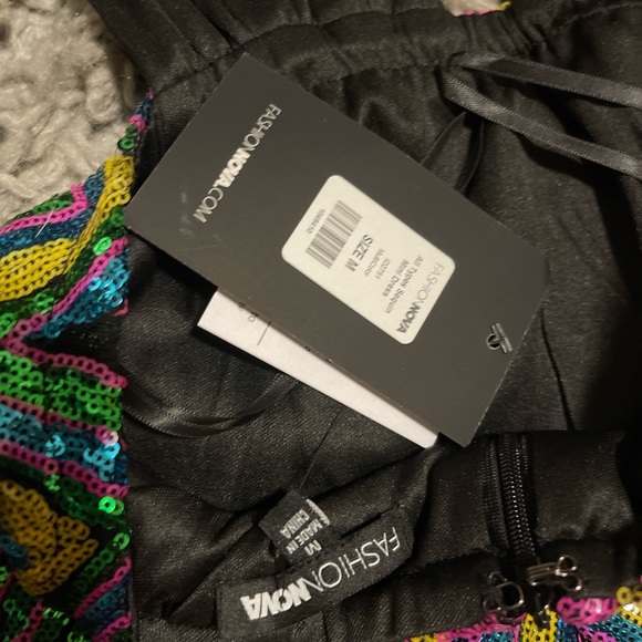 Fashion nova dress - Picture 3 of 3